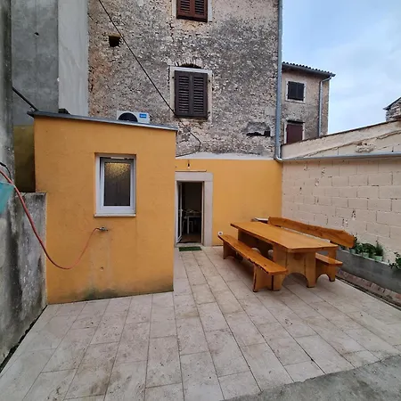 度假居 Istrian Heritage Hideout 沃德年